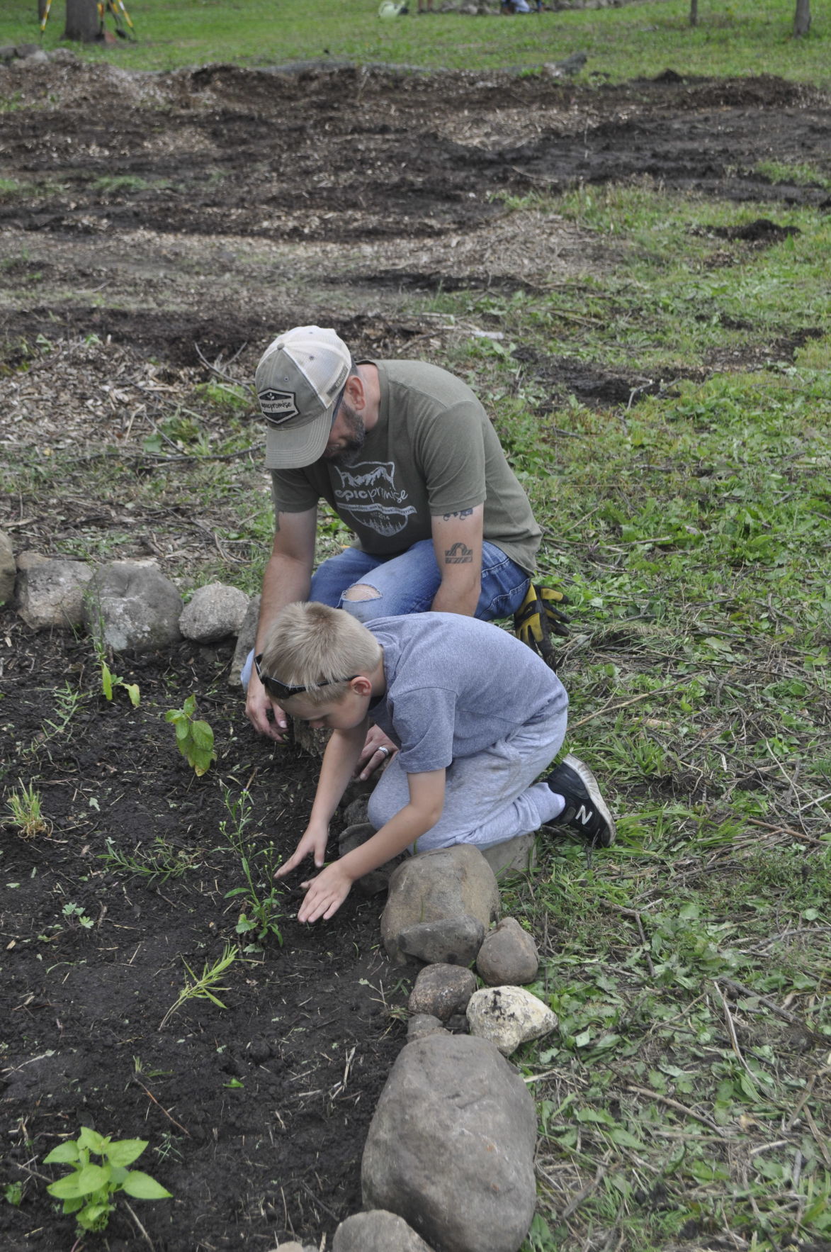WILMOT MOUNTAIN VOLUNTEERS